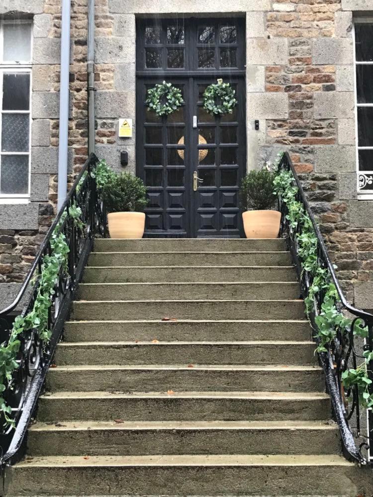 Beautiful, Historic Manoir In Semi-Rural Setting Villa Viré Exteriör bild