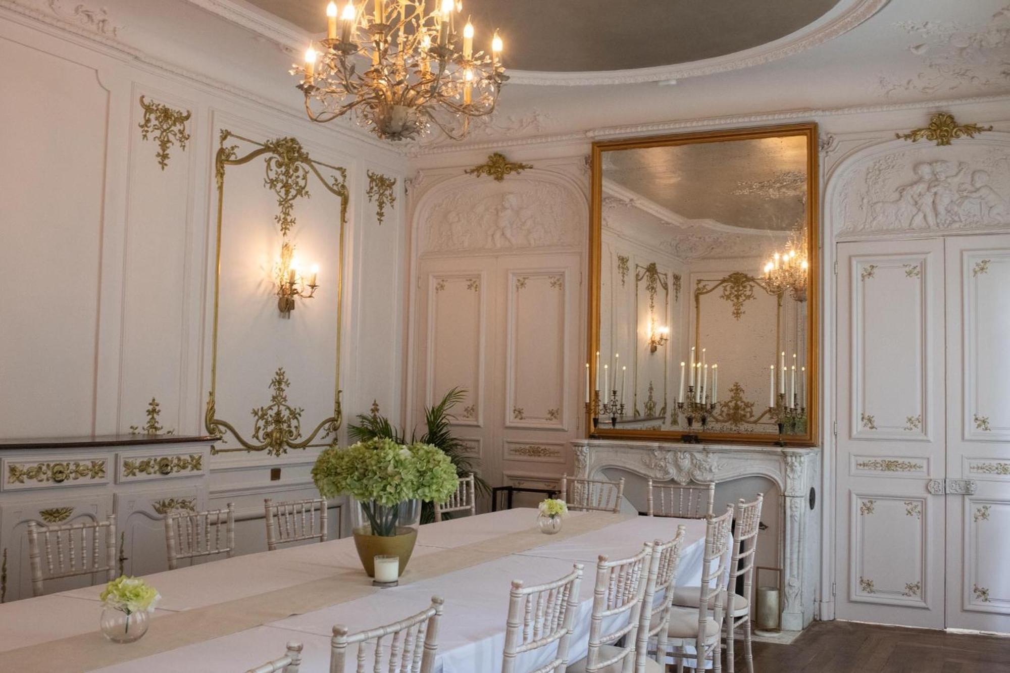 Beautiful, Historic Manoir In Semi-Rural Setting Villa Viré Exteriör bild